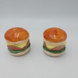Earthenware Hamburger Salt‎ And Pepper Shakers #989 Cheeseburger Ceramic